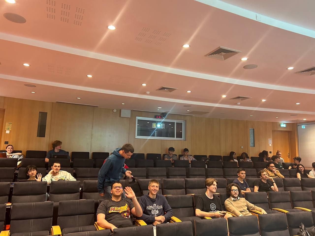 Group discussion before seminar